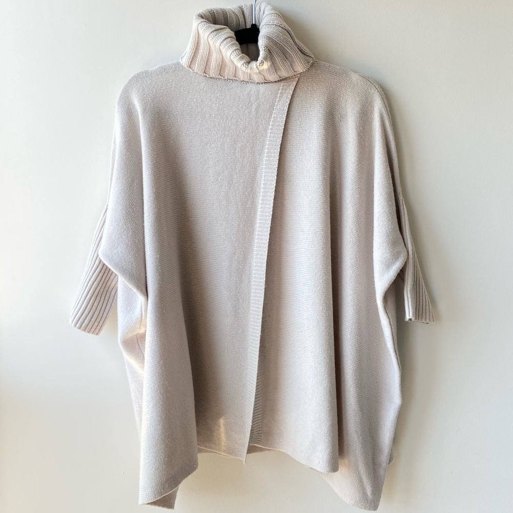 Diane Von Furstenberg Turtleneck Sweater EUC